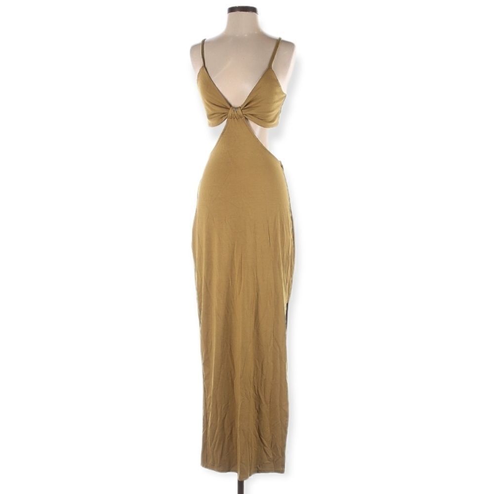 Nwt Lulu’s Sexy  Cut Out Open Back Maxi Dress Size Large